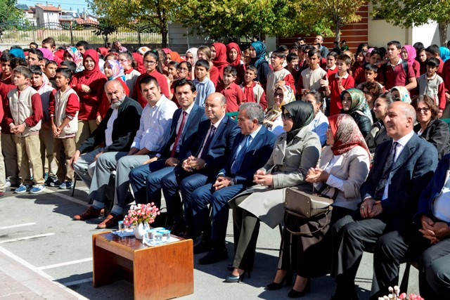 Şehit Pilot Ayfer Gök Ortaokulu’nda aşure etkinliği