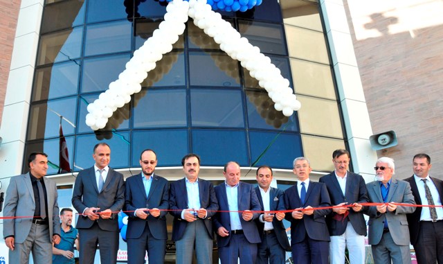Tedem Koleji açıldı
