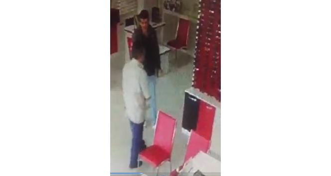 Konya’da gözlük hırsızlığı