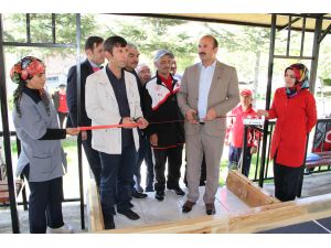 Bocce sahası huzurevi sakinlerinin maçıyla hizmete açıldı