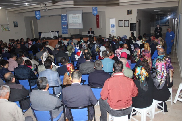 Özel Enderun Fen ve Anadolu Lisesi velileriyle buluştu