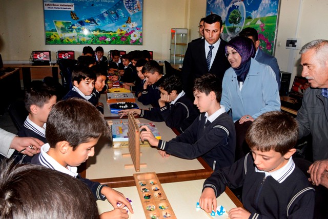 Bilim Kurdu çocuklara ışık olacak