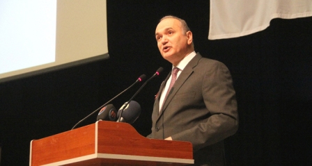 Bakan Özlü: 'Üniversiteler sanayinin de lokomotifi olmalı'