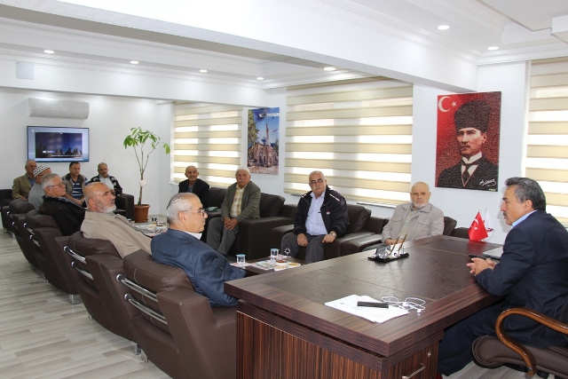 Saadetler mahallesinden Tutal'a teşekkür plaketi