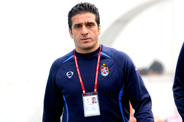 Atiker Konyaspor'da Hüseyin Çimşir'in yerine Ahmet Özen getirildi