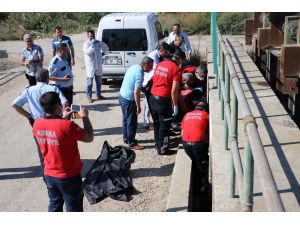 GÜNCELLEME - Adana'da sulama kanalında ceset bulundu