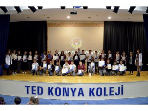 TED’li ögrenciler sertifikalarını aldılar