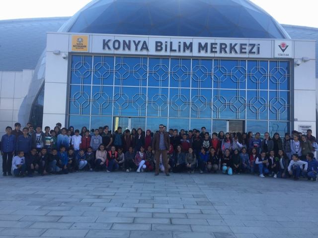 Karapınarlı öğrencilerden bilim merkezine ziyaret
