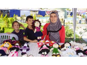 Hediye bebek ailenin gelir kapısı oldu