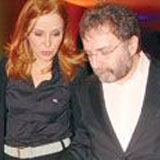 Aşk yok, şamata yapıyoruz