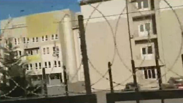 İstanbul'da Okul Çıkışı Dehşet! 3 Öğrenciyi Av Tüfeğiyle Vurup İntihara Kalkıştı