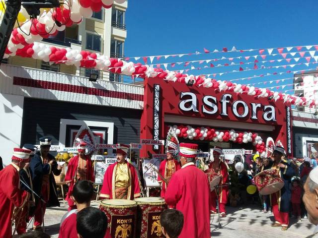 Asfora 16. Şubesini açtı