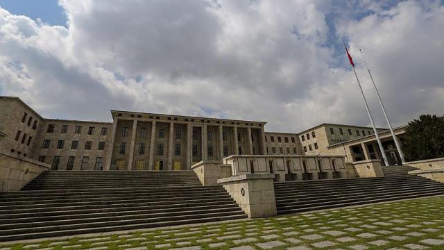 Acil durumda Genel Kurulu çalıştıracak personel oluşturuldu