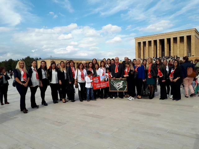 Konya YA-PA Anıtkabir’i ziyaret etti