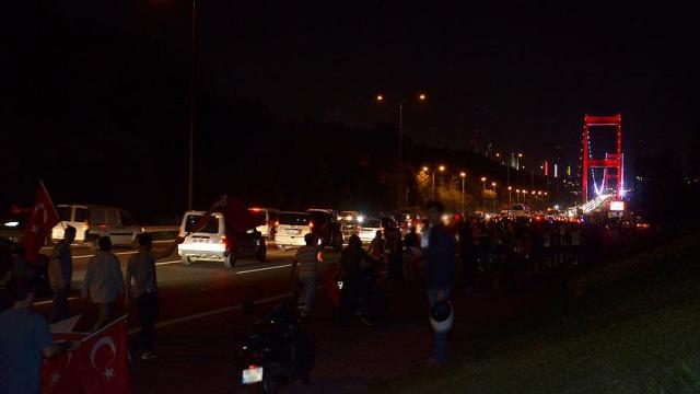 Darbeci yarbaydan 'Üzerinize gelen olursa ateş edin' emri