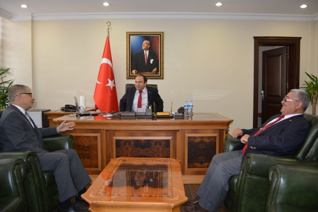 Büyükelçi Yunt, Yıldız'ı ziyaret etti
