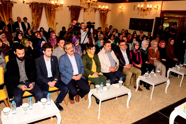Bahadır Yenişehirlioğlu ile Hayatın Edebiyat Seli