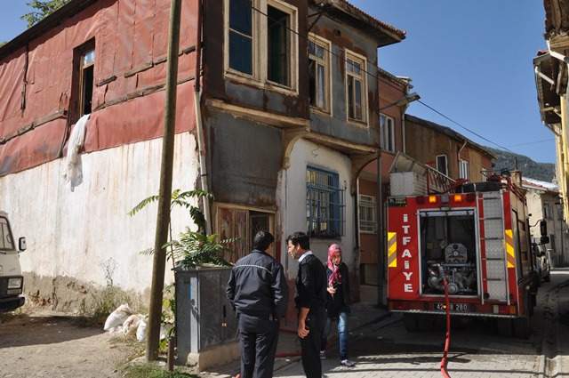 Akşehir'de ev yangını