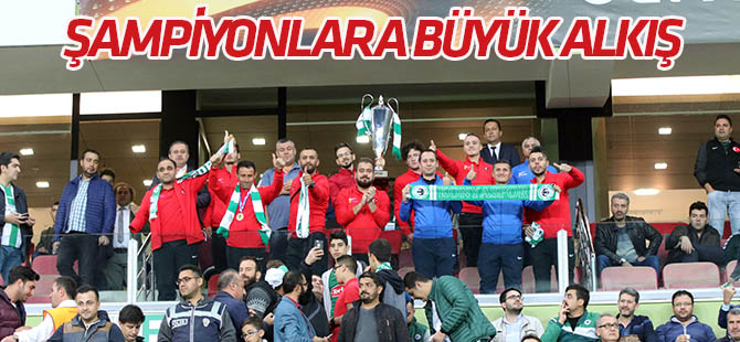 Ampute Milli Takıma büyük alkış