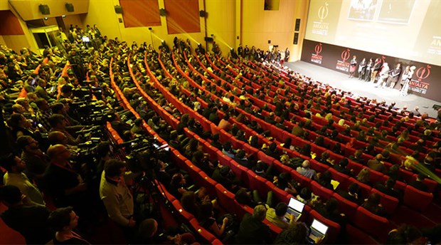 Film Festivali kortejine katılacak yıldızlar belirlendi