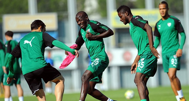 Bursaspor, Atiker Konyaspor maçının hazırlıklarına başladı