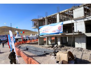 "Tefecinin, fırsatçının karşısındayız"