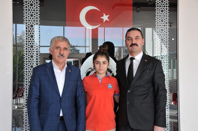 Ekol Kolejini Gururlandıran Şampiyona