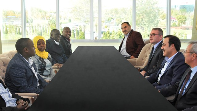 Ugandalı Bakan, Konya’da