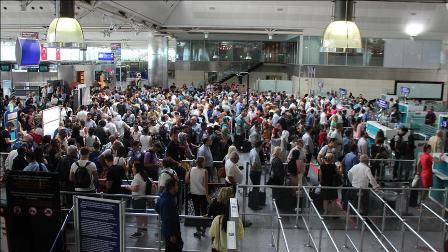 İstanbul havalimanlarını 9 ayda 71 milyon yolcu kullandı