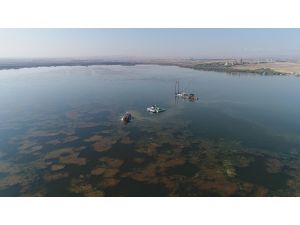 Mogan Gölü'nde temizlik çalışmaları