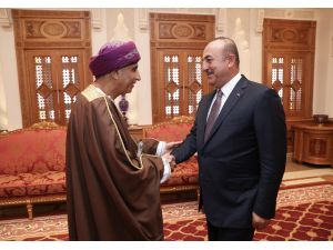 Dışişleri Bakanı Çavuşoğlu Umman'da