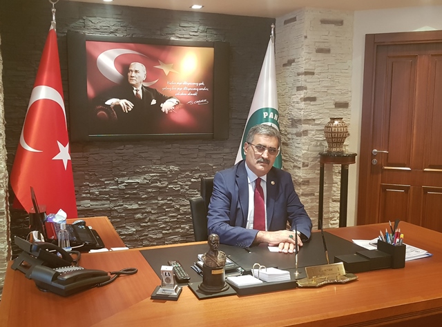 Konuk, Cumhuriyet'i kutladı