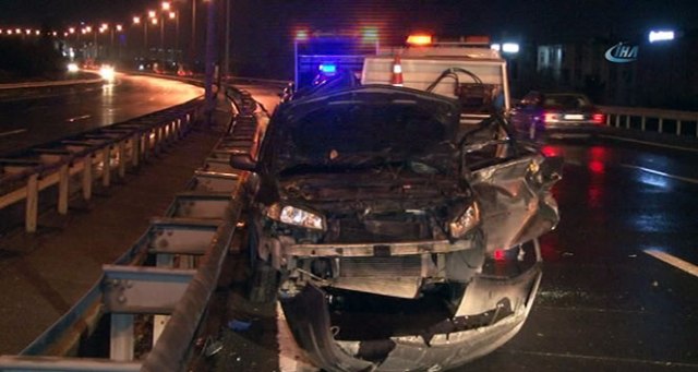 TEM'de feci kaza! 1 ölü