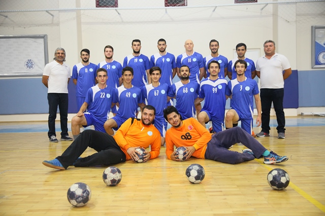 Hentbol ve Futbol Takımları  Haftayı Kayıpsız Geçti