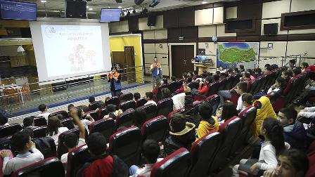 Çocuklar deprem gerçeğini oyunlarla öğreniyor