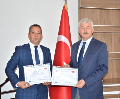 Konya Milli Eğitime Eurdesk Türkiye tarafından başarı belgesi verildi