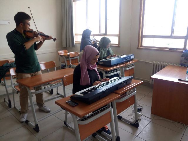 Özel Enderun Öğrencileri Sanatla Yetişiyor