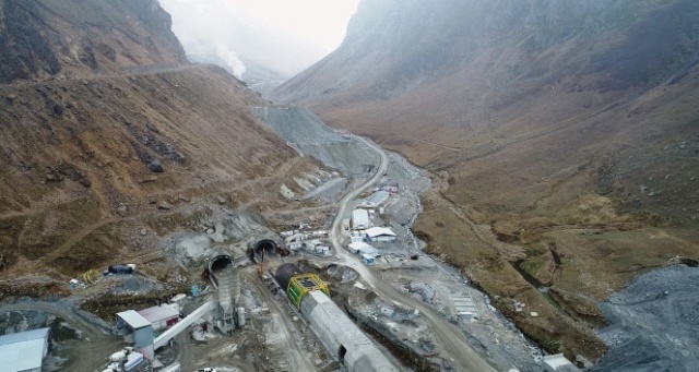 Ovit Tüneli'nde tek tüpten geçişlerin yıl sonunda başlaması bekleniyor