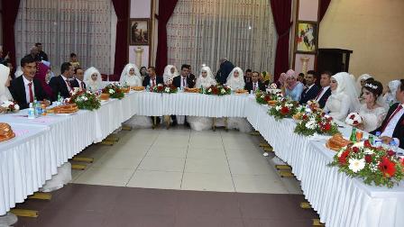 Görevlendirme yapılan belediyeden toplu nikah töreni