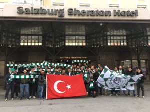 Taraftarlar yalnız bırakmadı