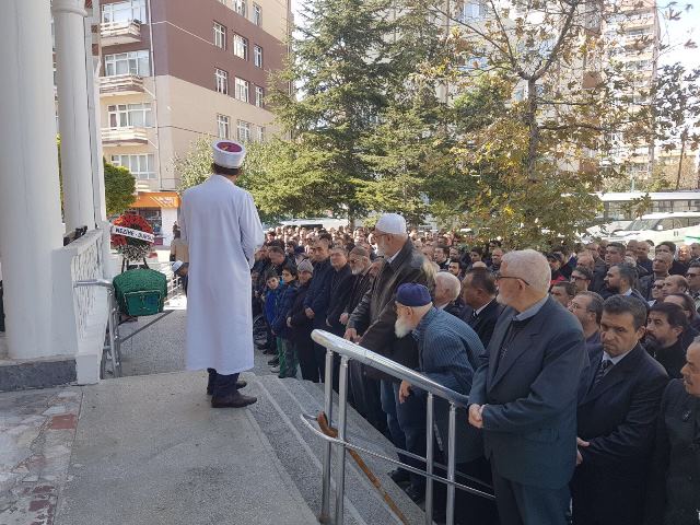 Hasan Kaya vefat etti