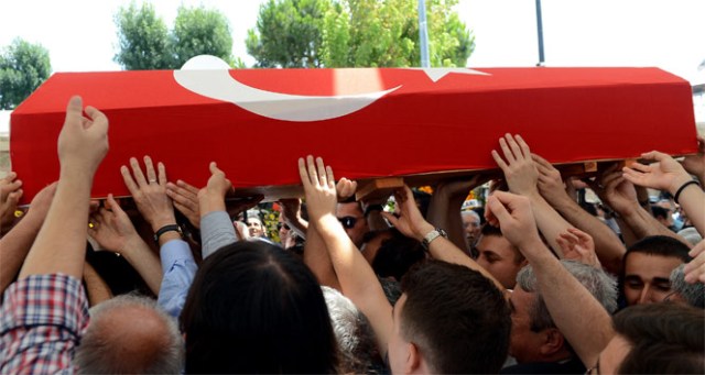 Bingöllü şehit son yolculuğuna uğurlandı