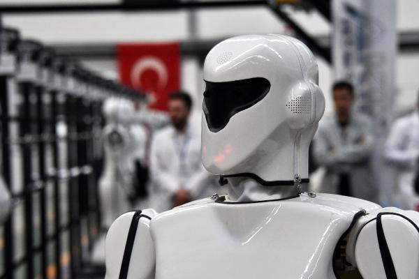 Türkiye'nin İlk İnsansı Robot Fabrikası Konya'da