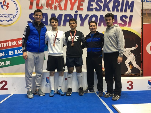 Eskrim'de 3 Madalya
