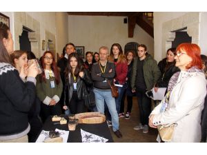 "Sanat ve Kültür İnsanları Birleştirir" projesi