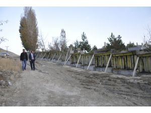 Gürün Belediyesinden mezarlıklara düzenleme