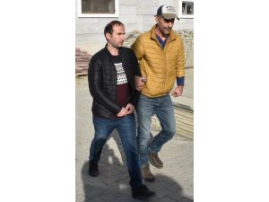 Çalıntı ürünleri internetten satmaya çalışırken yakalandı