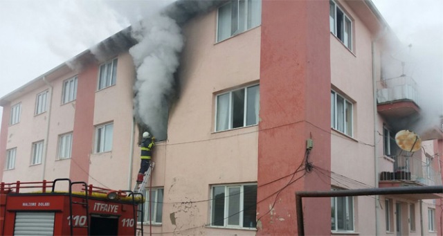 Patlayan televizyon yangın çıkarttı