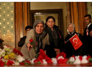 Büyük Önder Atatürk'ü anıyoruz