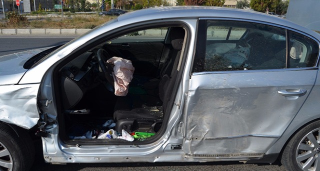 Söke'de trafik kazası: 3 yaralı